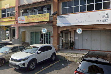 Pusat Perdagangan Seri Kembangan