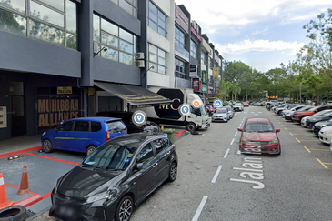 The Trillium @Lake Fields