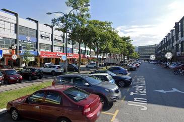 The Trillium @Lake Fields