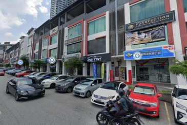 Pusat Perdagangan Seri Kembangan