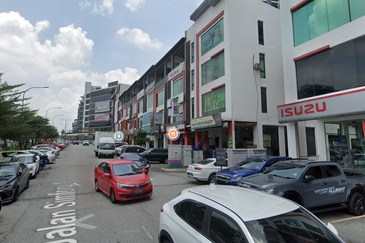 Pusat Perdagangan Seri Kembangan