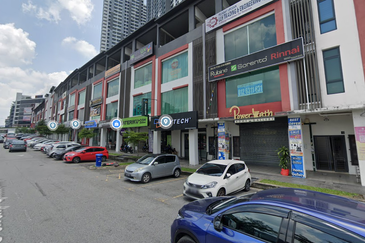 Pusat Perdagangan Seri Kembangan