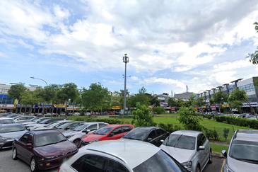 The Trillium @Lake Fields