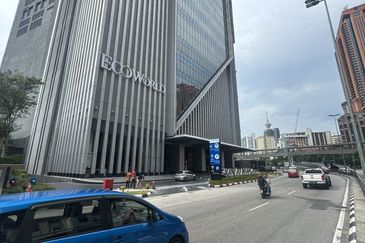 Menara EcoWorld (The Stride Strata Office @ BBCC)