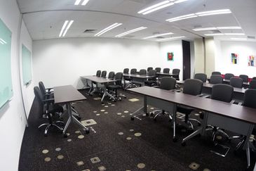 Axiata Tower Serviced Office Got 1-24 pax use, MSC