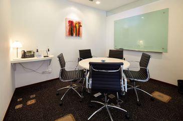 Axiata Tower Serviced Office Got 1-24 pax use, MSC