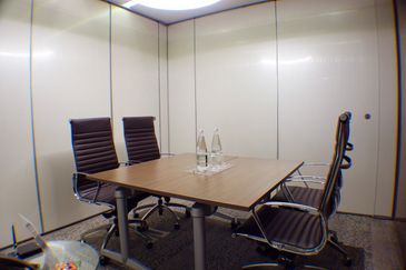 Q Sentral Serviced Office Got for 1-20 pax use MSC