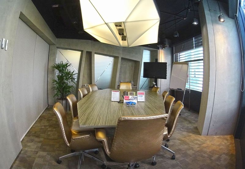 The Troika Serviced Office Got for 1-15 pax use