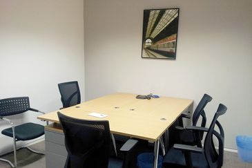 1 First Avenue Service Office Got 1-15 pax use MSC