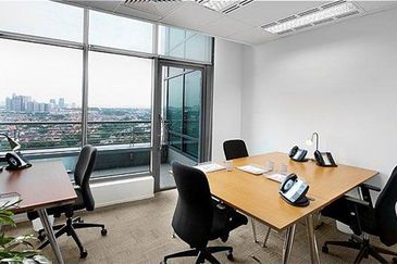 1 First Avenue Service Office Got 1-15 pax use MSC