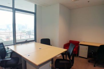 1 First Avenue Service Office Got 1-15 pax use MSC