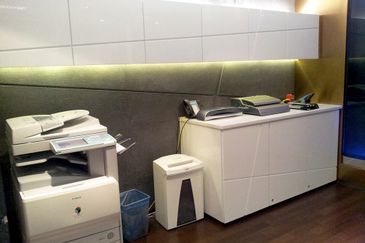 1 First Avenue Service Office Got 1-15 pax use MSC