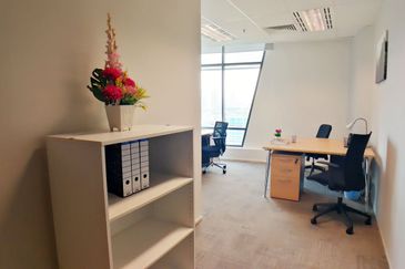 1 First Avenue Service Office Got 1-15 pax use MSC