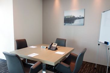 Gurney Paragon Serviced Office Got for 1-7 pax use