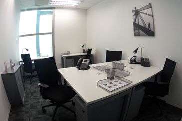The Pinnacle Serviced Office Got for 1-10 pax use 