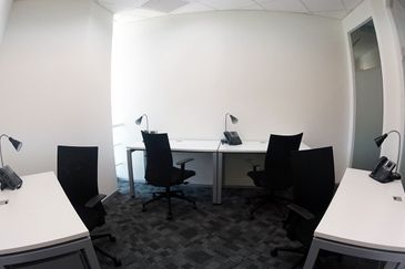 Suria Sabah Serviced Office Got for 1-10 pax use