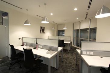 Suria Sabah Serviced Office Got for 1-10 pax use