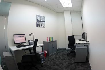 Suria Sabah Serviced Office Got for 1-10 pax use