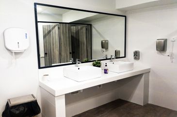 Spice Arena Serviced Office Got for 1-7 pax use