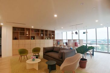 Menara Summit Serviced Office Got for 1-8 pax use