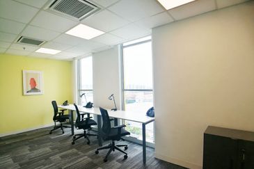 Menara Summit Serviced Office Got for 1-8 pax use