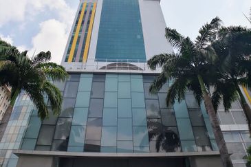 Menara Summit Serviced Office Got for 1-8 pax use