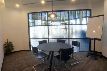 Menara Boustead Serviced Office Got 1-7 pax use