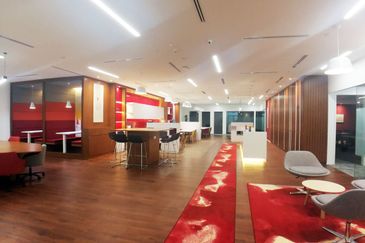 Setiawalk Mall Serviced Office Got 1-20 pax use