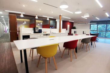 Visio Tower Serviced Office Got 1-15 for pax use