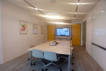 Vertical Corporate Tower Service Office Got 1-8pax