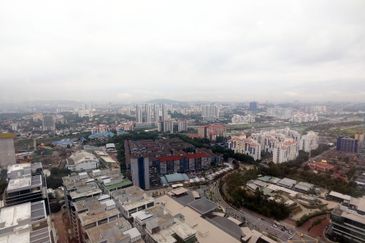 Vertical Corporate Tower Service Office Got 1-8pax