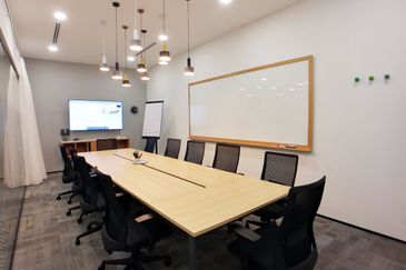 Platinum Sentral Serviced Office Got 1-200 pax use