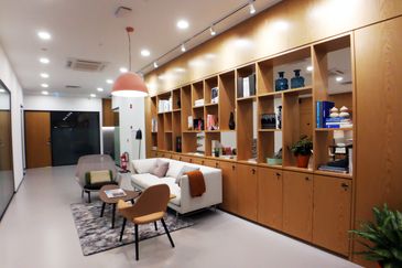 Platinum Sentral Serviced Office Got 1-200 pax use