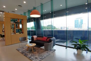 Platinum Sentral Serviced Office Got 1-200 pax use