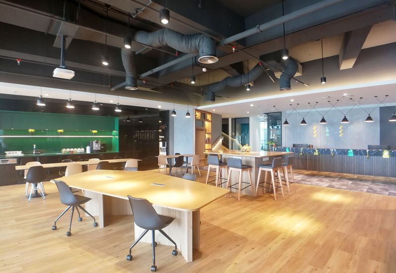 Tribeca Serviced Office Got for 1-12 pax use