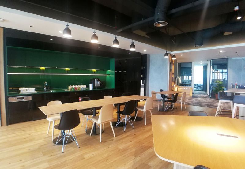 Tribeca Serviced Office Got for 1-12 pax use