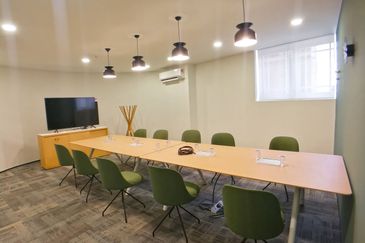 Beach Street Serviced Office Got for 1-100 pax use
