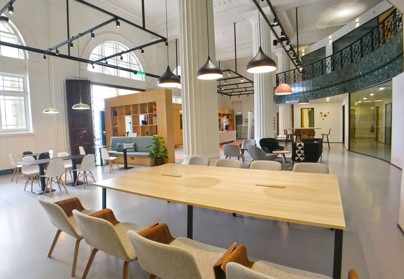 Beach Street Serviced Office Got for 1-100 pax use