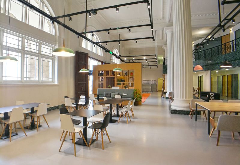 Beach Street Serviced Office Got for 1-100 pax use