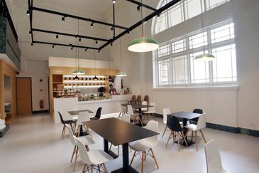 Beach Street Serviced Office Got for 1-100 pax use