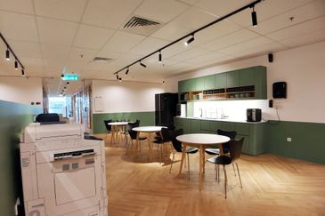 Ampang Serviced Office Got for 1-50 pax use