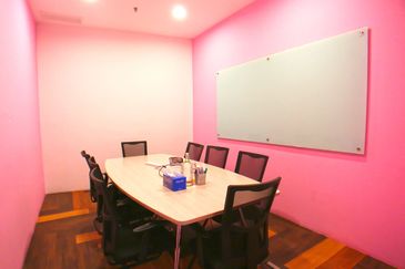 Glo Damansara Serviced Office Got for 1-50 pax use