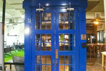 Glo Damansara Serviced Office Got for 1-50 pax use