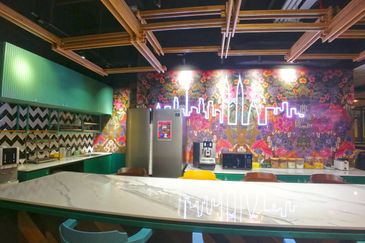 Glo Damansara Serviced Office Got for 1-50 pax use