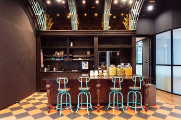 KL Gateway Serviced Office Got for 1-50 pax use