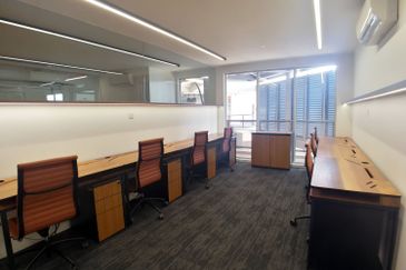 Sekitar 26 Enterprise Service Office Got 1-50 pax 