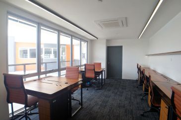 Sekitar 26 Enterprise Service Office Got 1-50 pax 