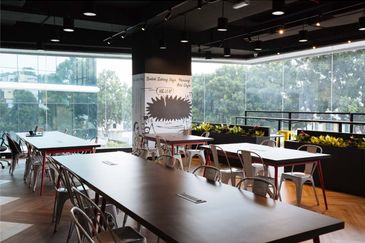 UOA Business Park Serviced Office Got 1-50 pax MSC