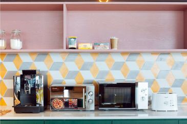 UOA Business Park Serviced Office Got 1-50 pax MSC