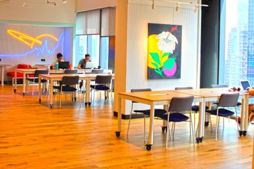Equatorial Plaza Serviced Office Got 1-200 pax use